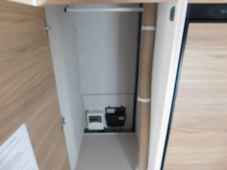 Fahrzeugbild Dethleffs Nomad 510 LE Sicherheitspaket, Einzelbett-Auszug #14