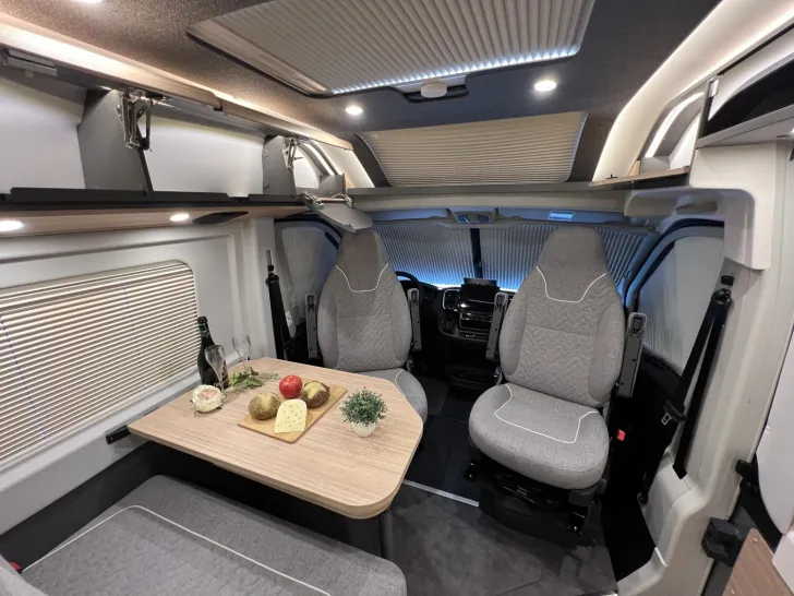 Fahrzeugbild Malibu Van charming GT skyview 640 LE (767) #15