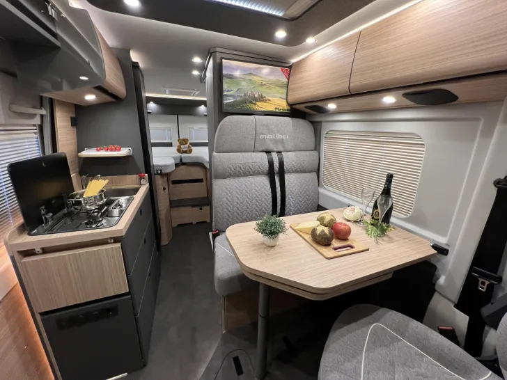 Fahrzeugbild Malibu Van charming GT skyview 640 LE (767) #17