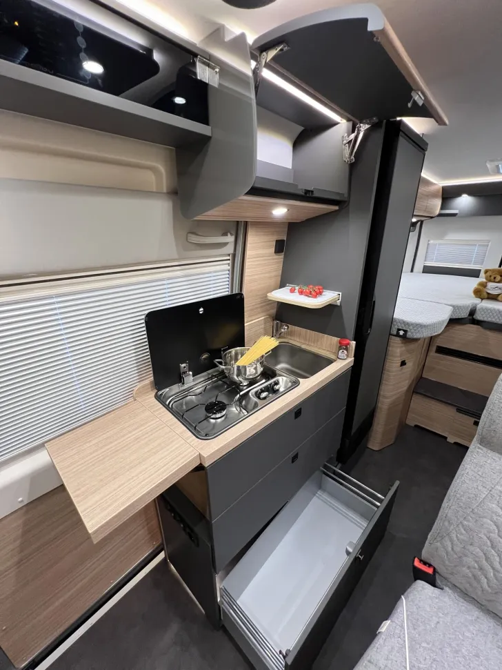 Fahrzeugbild Malibu Van charming GT skyview 640 LE (767) #21