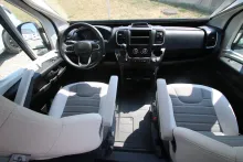 Fahrzeugbild Adria Twin 640 SGX 60 Years mit Aufstelldach #11