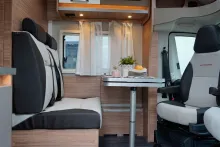 Fahrzeugbild Weinsberg CaraSuite EDITION SPICY 650 MEG ohne Hubbett | Care-Drive-P. #5