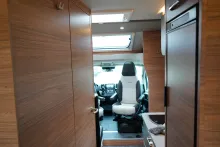 Fahrzeugbild Weinsberg CaraSuite EDITION SPICY 650 MEG ohne Hubbett | Care-Drive-P. #8