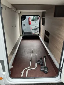 Fahrzeugbild Carado T 338 AT8G+ChassisPak+TV-Pak+RFK+gr.Kühlschrank #7
