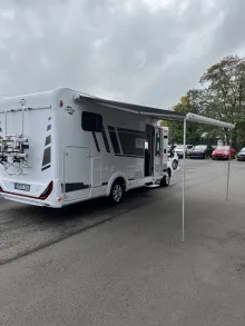 Fahrzeugbild Carado T 338 AT8G+ChassisPak+TV-Pak+RFK+gr.Kühlschrank #8