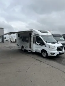 Fahrzeugbild Carado T 338 AT8G+ChassisPak+TV-Pak+RFK+gr.Kühlschrank #9