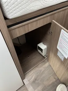 Fahrzeugbild Carado T 338 AT8G+ChassisPak+TV-Pak+RFK+gr.Kühlschrank #16