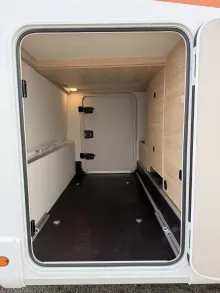 Fahrzeugbild Weinsberg CaraCompact 600 MEG EDITION [PEPPER] Rahmenfenster, elektr. Stufe #15