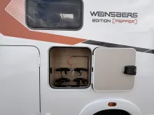 Fahrzeugbild Weinsberg CaraCompact 600 MEG EDITION [PEPPER] Rahmenfenster, elektr. Stufe #16