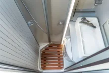 Fahrzeugbild Ahorn Camp Van 550 *Außendusche*Kamera*Markise #17