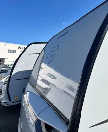 Fahrzeugbild Knaus Südwind 460 EU Black Selection mit Dusche #24