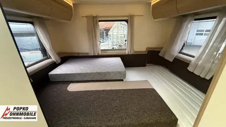 Fahrzeugbild Rimor Evo 77 Plus Hecksitzgruppe #19