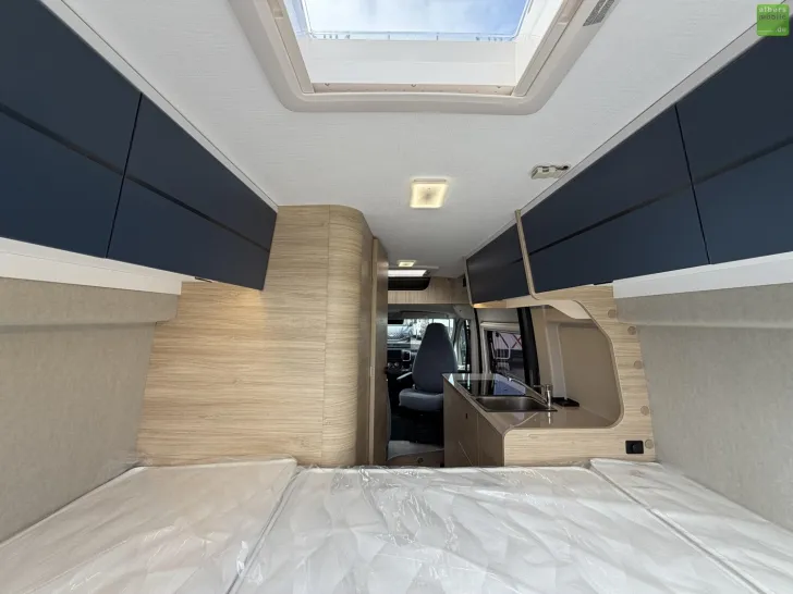 Fahrzeugbild Challenger Van V114 Road Edition 200WSolar Arctic Safety 27 #24
