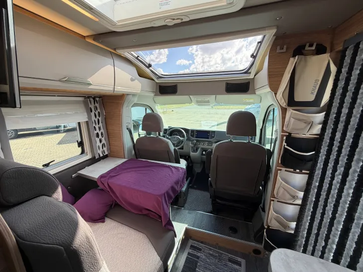 Fahrzeugbild Knaus Van Ti 640 MEG, Automatik, Borbet, SAT, 2xTV #17