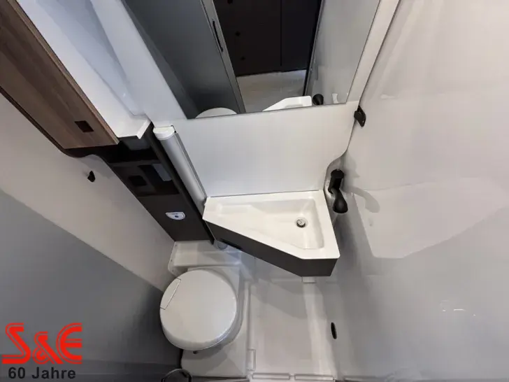 Fahrzeugbild Bürstner B66 C 600 #3