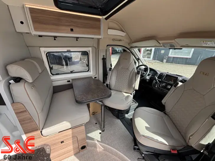 Fahrzeugbild Bürstner B66 C 600 #13