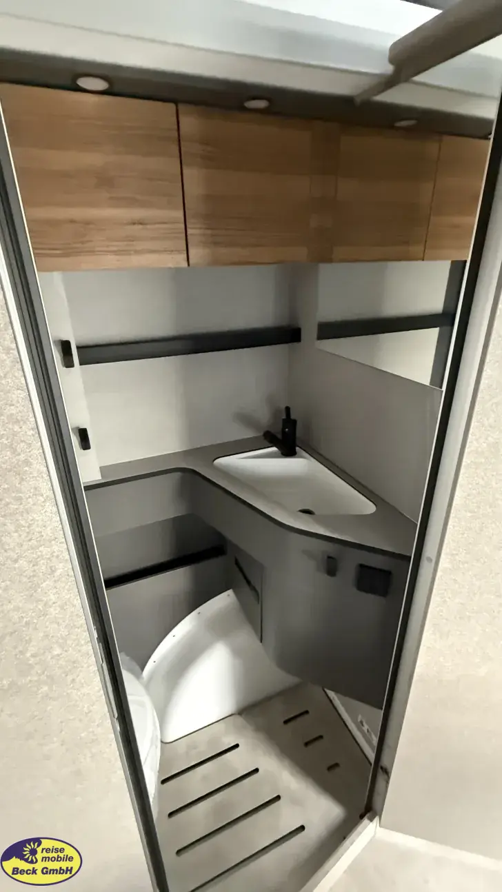 Fahrzeugbild Hymer Eriba Feeling 425 Abverkauf Ausstellungswagen 26 #14