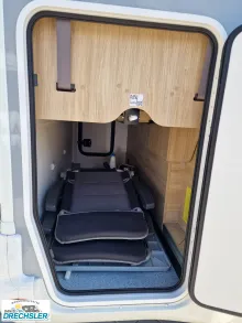 Fahrzeugbild Challenger 380 Graphite Edition #7