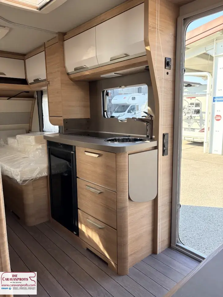 Fahrzeugbild Knaus Südwind 460 EU Black Selection Mod. 2027 - Gas #19