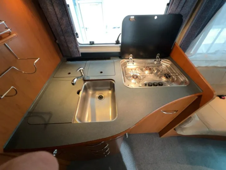 Fahrzeugbild Niesmann + Bischoff Flair I 7100/Festbett+Hubbett/2xKlima/Solar #13