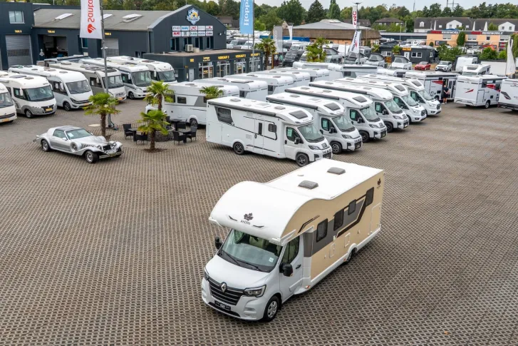 Fahrzeugbild Ahorn Camp Canada AE *Lithium*Rahmenfenster*Kamera*Markise* #1