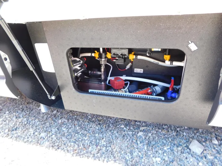 Fahrzeugbild Niesmann + Bischoff iSmove 7.3 F OHNE Hubbett, 2xTV, Dachventilator #29
