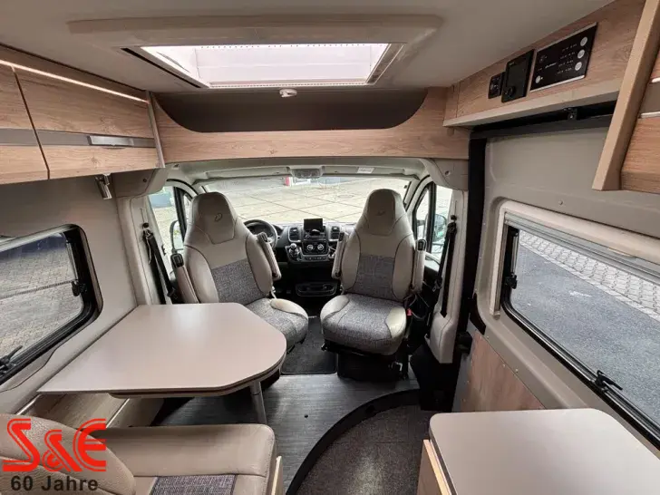 Fahrzeugbild Dethleffs Globetrail 600 DS Fiat #16