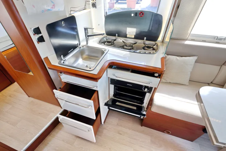 Fahrzeugbild Rapido 6F 696F PREMIUM EDITION | AHK, KLIMA, TV, SAT, SOLAR #19