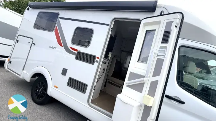 Frontal Hinten Bürstner Lineo T 620 G