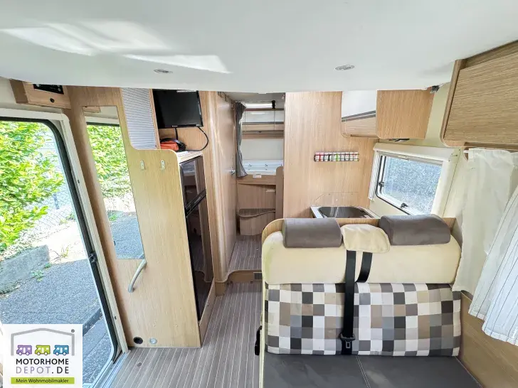 Fahrzeugbild Sunlight T 65 Hubbett, Sat/TV, Solar #5