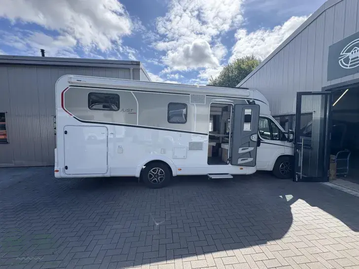 Fahrzeugbild Dethleffs Just Camp Active T 7052 EB *Abverkauf Jetzt oder Nie* #1