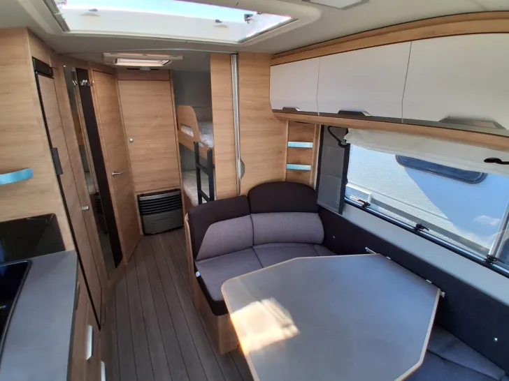 Fahrzeugbild Knaus Südwind 580 QS Black Selection Modell 2027 #6