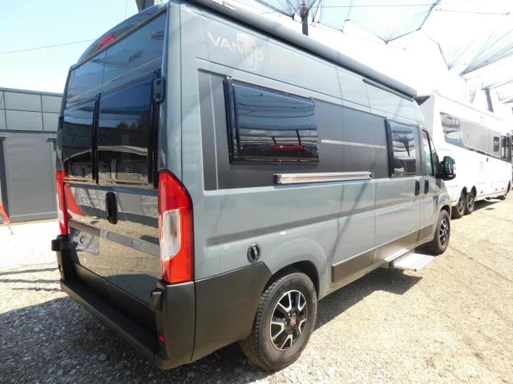 Fahrzeugbild VanTourer 600 L Fiat 140 PS 6m Längsbetten + Dieselheizung #5