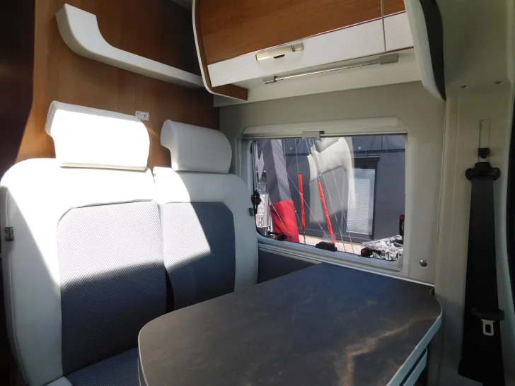 Fahrzeugbild VanTourer 600 L Fiat 140 PS 6m Längsbetten + Dieselheizung #7