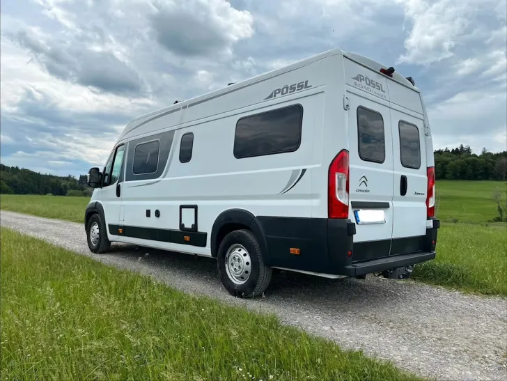 Fahrzeugbild Pössl Roadcruiser 640 Längsbett Solar MaxxFan H #9