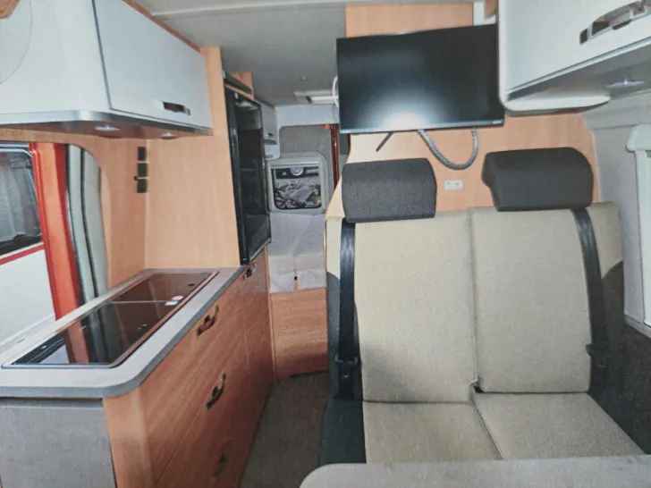 Fahrzeugbild Weinsberg CaraTour 600 MQ TÜV, Zahnriemen, Reifen neu #2