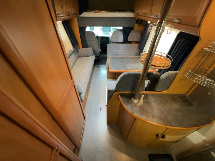 Fahrzeugbild Hymer Camp C 544/5 Schlafplätze/Markise/SAT #9