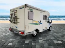 Fahrzeugbild Chausson Flash 02 / Festbett / Klima / Markise #4