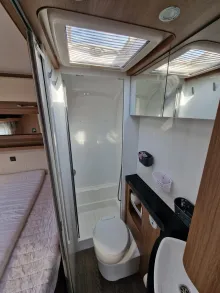 Fahrzeugbild Hobby De Luxe 540 FU Gut Gepflegeter Wohnwagen #10