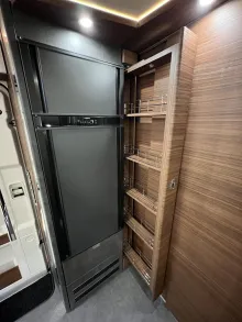 Fahrzeugbild chic c-line I 5.9 XL LE Carthago Selection (314) #23