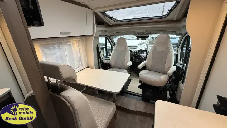 Fahrzeugbild Carado VAN 337 Beck-45 Deals #9