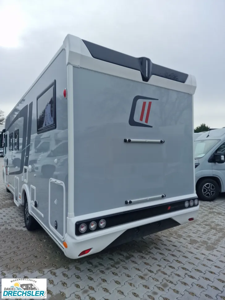 Fahrzeugbild Challenger 3057 Graphite Edition ab Okt. 2026! #5