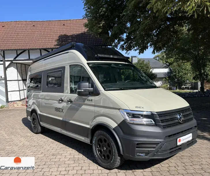 Fahrzeugbild Sunlight Camper Van Ibex 604D 4x4 Lithium #2