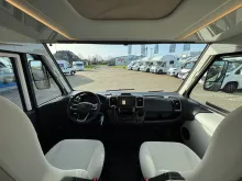 Fahrzeugbild Mobilvetta Kea I90, Hubstützen + Dachklima #29