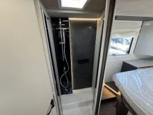 Fahrzeugbild Mobilvetta Kea I90, Hubstützen + Dachklima #40