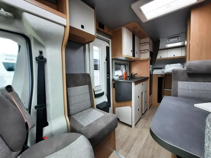 Fahrzeugbild Hobby ONTOUR T 710 GE Verfüg./Sparen Sie 17.557,- € #6