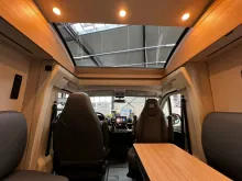 Fahrzeugbild Bürstner Signature SFT 7.0 AT8G+Komfort+Küche+Technik #16