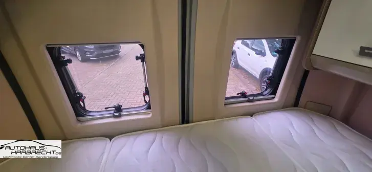 Fahrzeugbild Chausson V594S VIP-1.Hd-Kein Mietfzg-Zahnr. neu-Solar #25