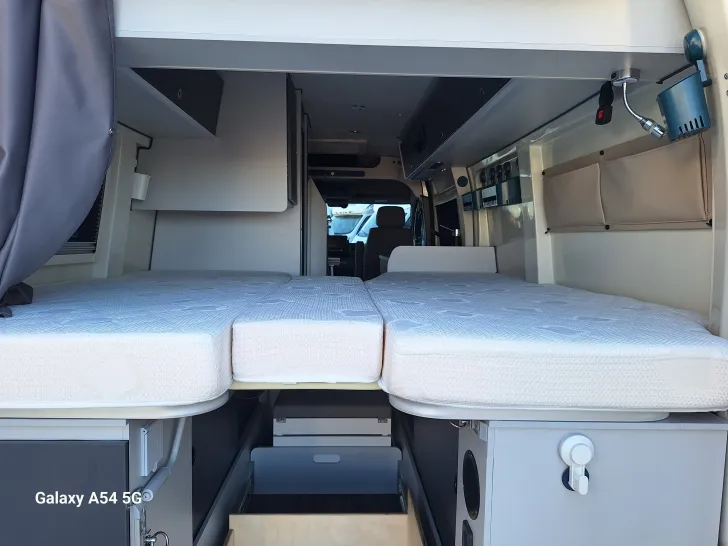Fahrzeugbild Ahorn Camp Van 620 Auflastung 4,0t,AHK,Markise #5