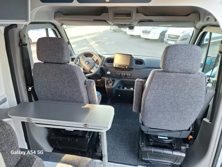Fahrzeugbild Ahorn Camp Van 620 Auflastung 4,0t,AHK,Markise #10